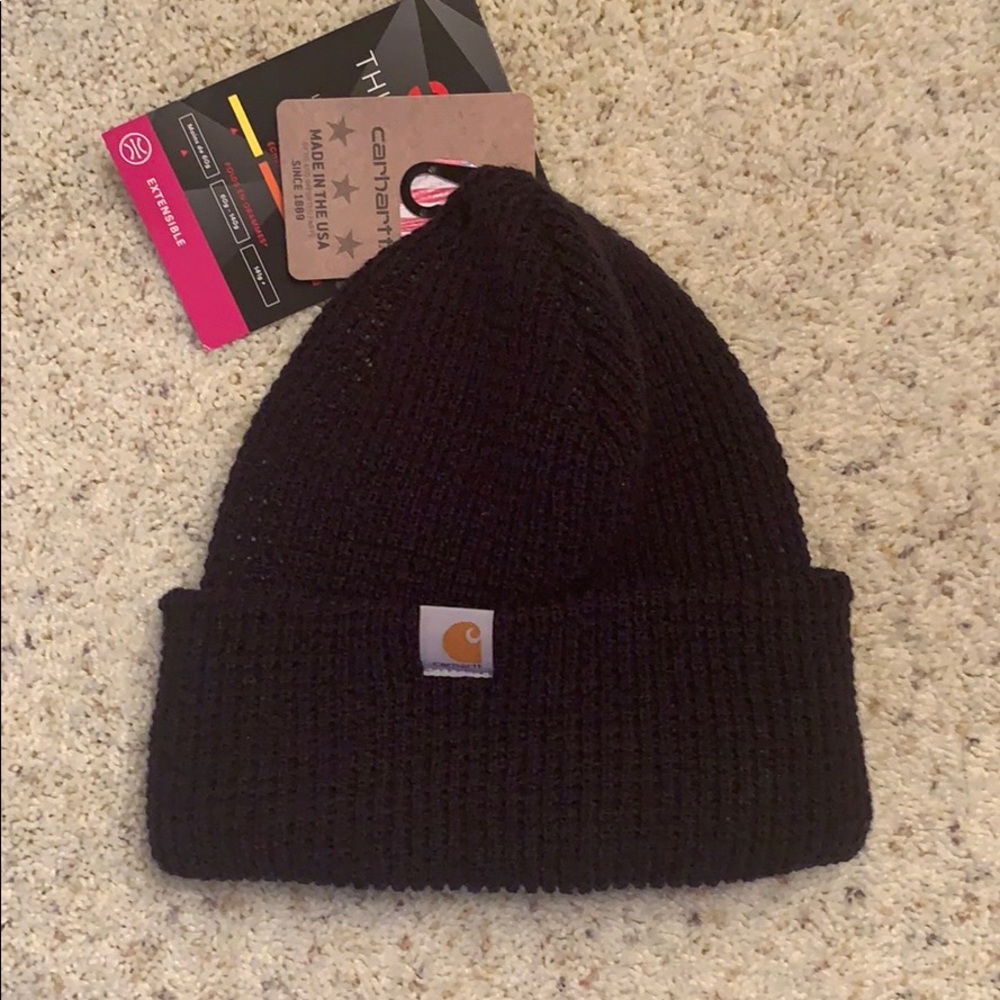 navy blue carharrt beanie